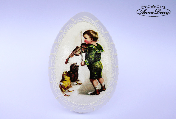 AnnaDecouhandmade plastic Easter egg with rice paper, große Ostereier mit serviettentechnik und reispapier.